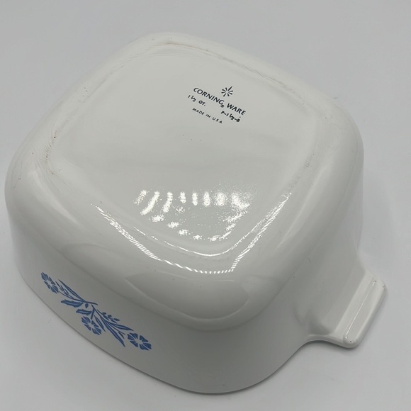 CORNINGWARE BLUE CORNFLOWER 1 1/2 QUART SQUARE COOKING DISH - Picture 4 of 7